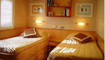 NAVE BARBARA -  Twin Cabin
